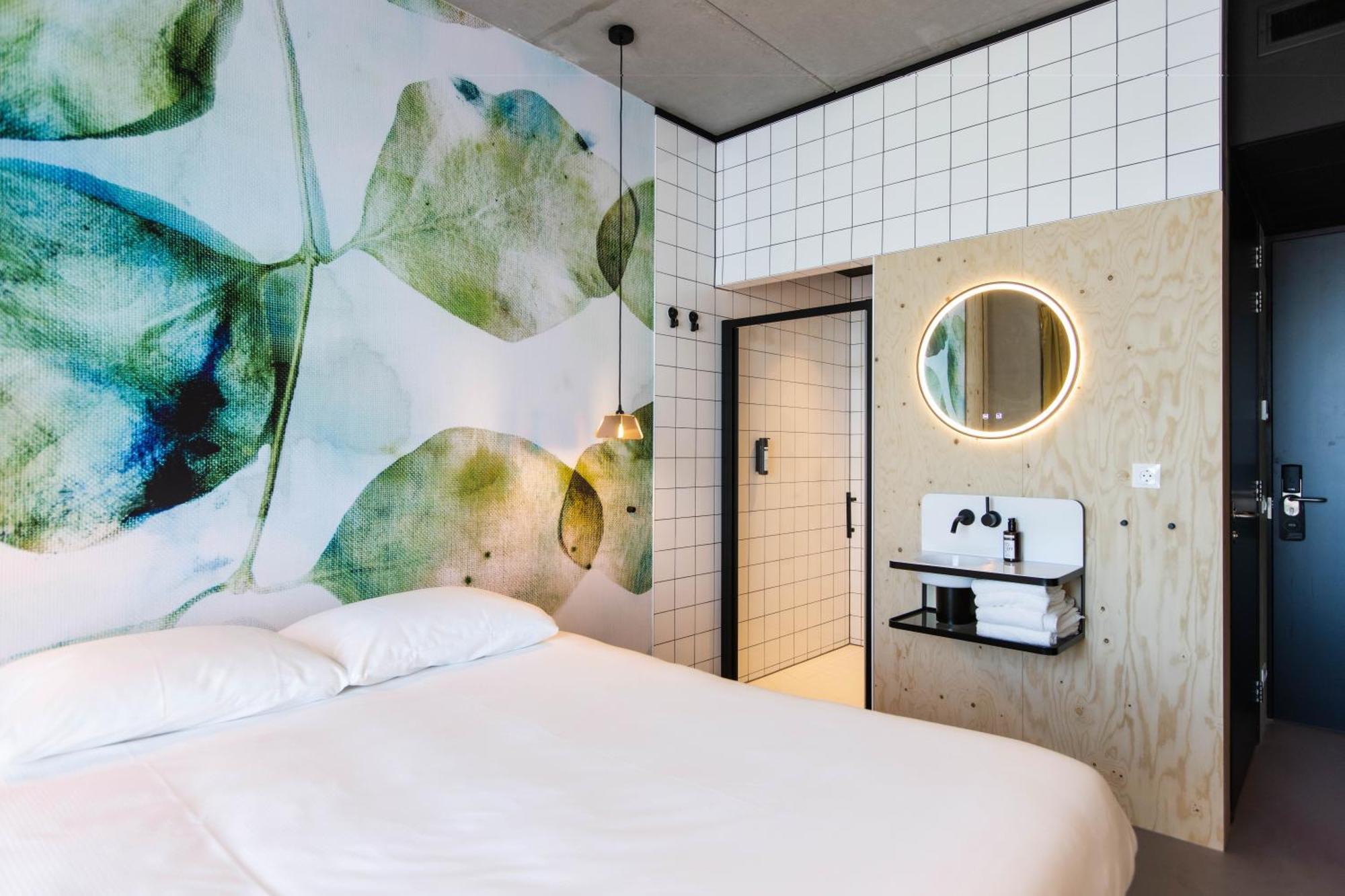 Moloko, Modern Designed Sleep & Shower Hotel In City Center, Digital Key By Sms Enschede Exteriör bild