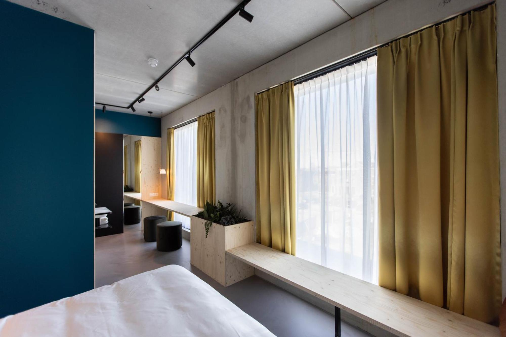 Moloko, Modern Designed Sleep & Shower Hotel In City Center, Digital Key By Sms Enschede Exteriör bild